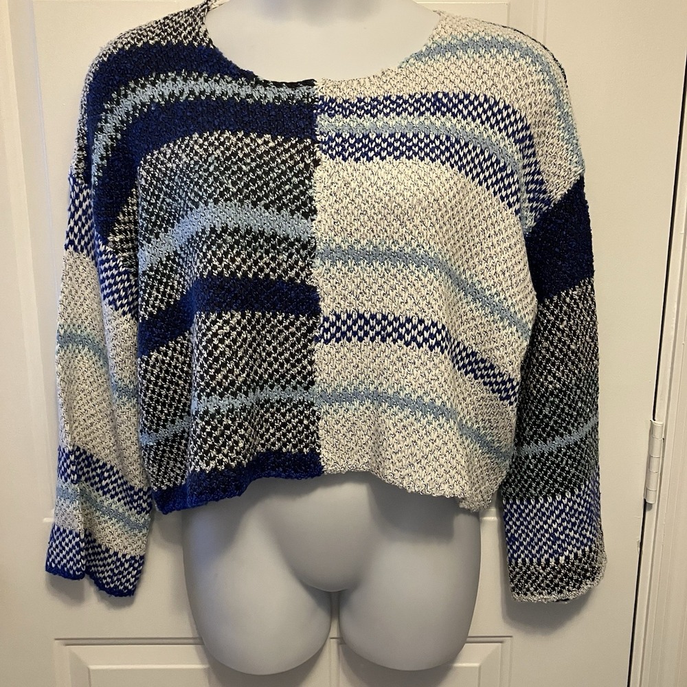 NWT Sincerely Jules Medium/Large Blue White Waffle Knit Comfy Sweater